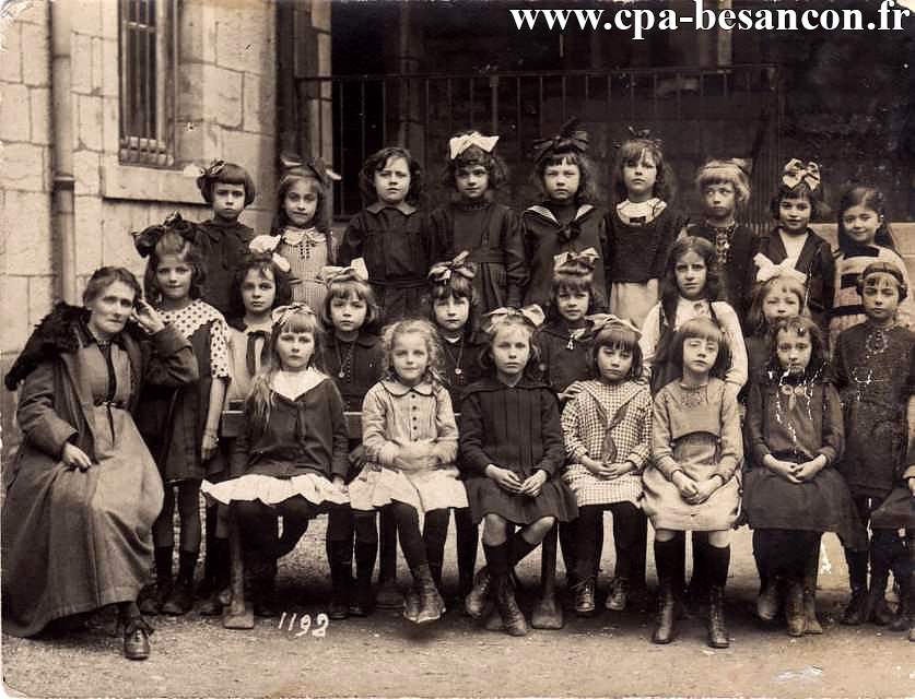 BESANÇON - Lycée de jeunes filles - Avril 1919